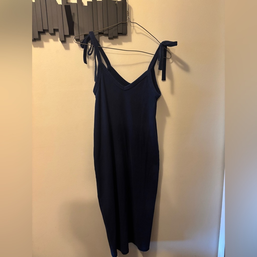 H&M Mama/Maternity | navy dress with tie shoulder straps